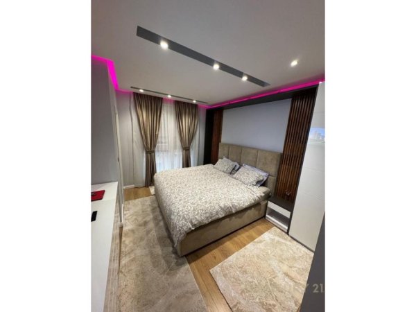 Tirane, shitet apartament 2+1 Kati 3, 92 m² 185.000 € (Ali Dem)