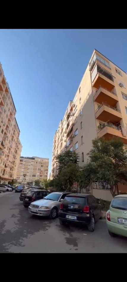 Tirane, shitet apartament 2+1+Ballkon Kati 9, 106 m² 118.000 €