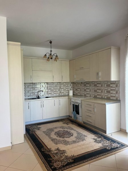 Tirane, shitet shtepi 1 Katshe Kati 1, 300 m² 180.000 € 