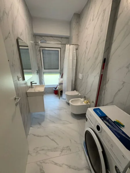 Tirane, jap me qera apartament 1+1 Kati 7, 55 m² 400 € (rruga pasho hysa)