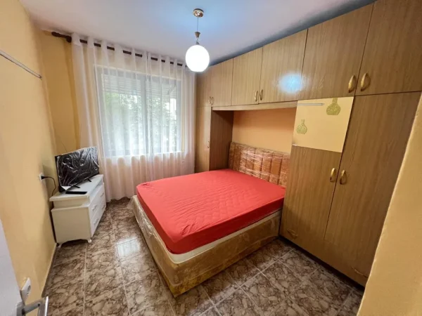 Tirane, jap me qera apartament 2+1+Ballkon Kati 2, 80 m² 500 € (rruga asim vokshi)
