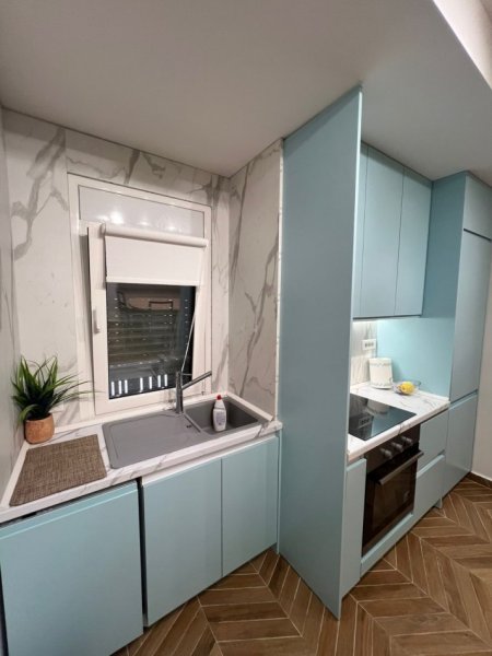 Shqiperi, shitet apartament 1+1 Kati 0, 61 m² 180.000 € (Golem ,perball Hotel Epidam!)