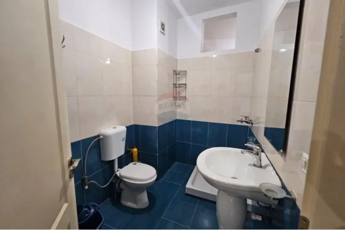 Tirane, shitet apartament 2+1+Ballkon Kati 4, 102 m² (Kompleksi Fratari)