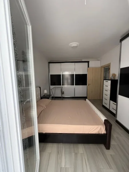 Shqiperi, shitet apartament 1+1 Kati 2, 62 m² 124.000 € (Qender Golem prane Hotel Flower!)