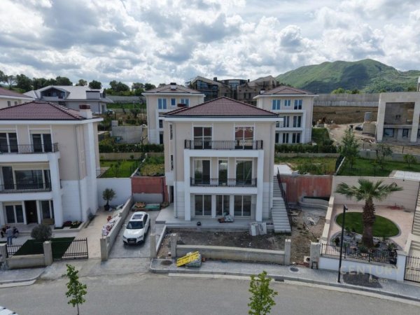 shes Vile 3 Katshe Kati 3, 715 m² 160.000 € (collina verde residence)