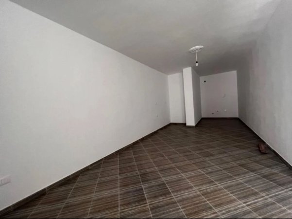 Durres, shitet apartament 2+1 Kati 3, 99 m² 60.000 € (Shkëmbi i Kavajës - Durrës)