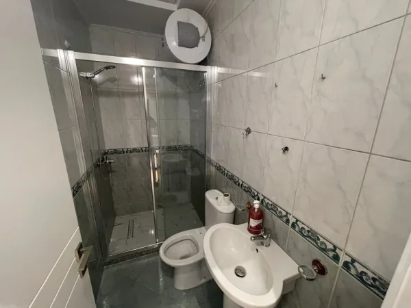 Tirane, jepet me qera apartament 2+1+Ballkon Kati 6, 108 m² 800 € (Don Bosko Kompleksi Vizion +)