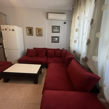 Tirane, shitet apartament 1+1+Ballkon , 66 m² 96.000 € 