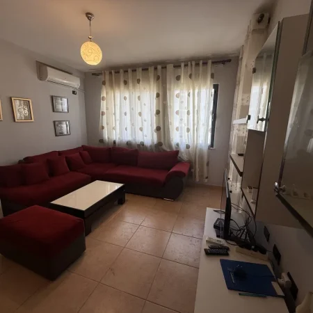 Tirane, shitet apartament 1+1+Ballkon , 66 m² 96.000 € 