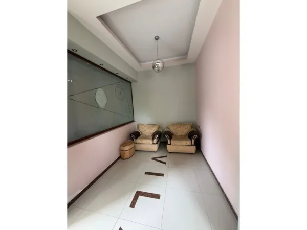 Pogradec, shes Kati 4, 640 m² 800.000 € (progadec)