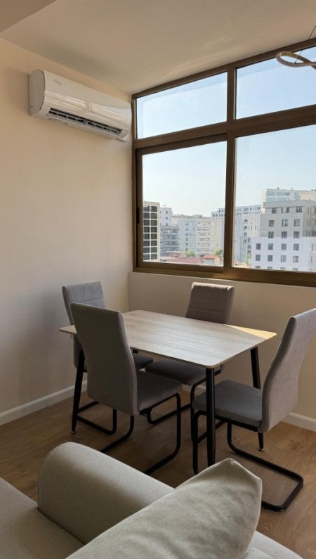 Tirane, jepet me qera apartament 2+1+Ballkon Kati 5, 70 m² 660 € (Rruga Kongresi i Lushnjes)