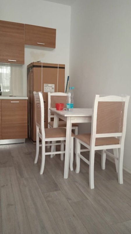 Tirane, jepet me qera apartament 1+1+Ballkon Kati 5, 65 m² 330 € (Univers City I sapomobiluar)