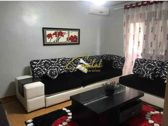 Tirane, jepet me qera apartament 1+1 Kati 5, 60 m² 420 € (OXHAKU)