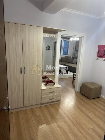 Tirane, jepet me qera apartament 2+1 Kati 3, 90 m² 550 € (Brryli)