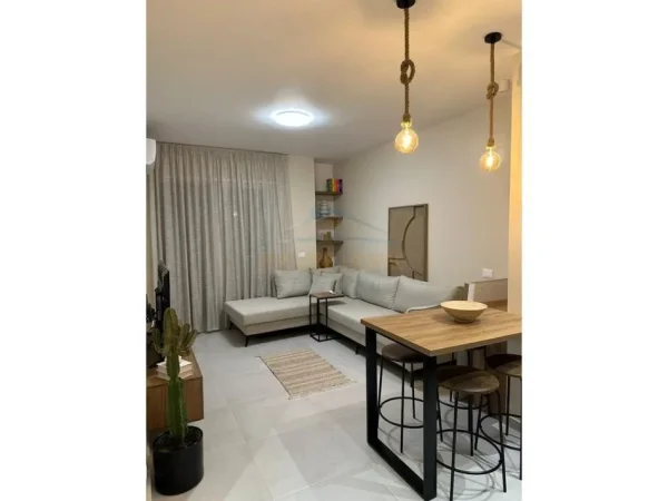 Shitet, Apartament 1+1, Golem, Durrës.