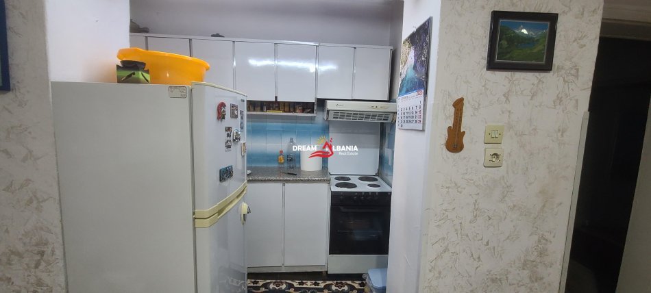 Tirane, jepet me qera apartament 3+1+Ballkon Kati 1, 96 m² 600 € (Rruga e Kavajës - ID 4239087)