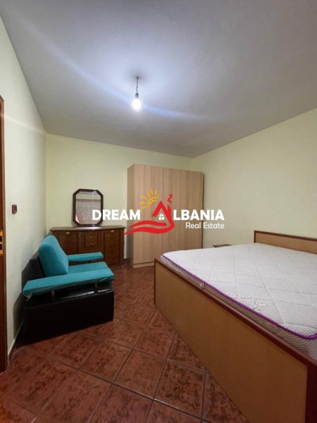 Tirane, jepet me qera apartament 2+1+Ballkon Kati 2, 90 m² 400 € (Tek Rruga 5 Maji - ID 4251398)