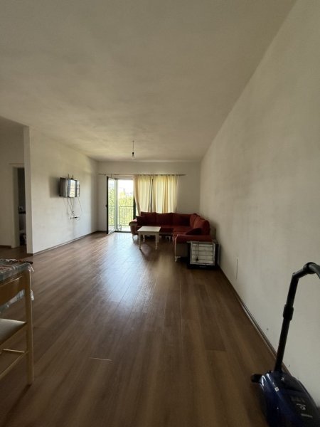 Tirane, jepet me qera apartament 2+1 Kati 5, 129 m² 600 € (Ish Fusha E Aviacionit Kompleksi Green City)