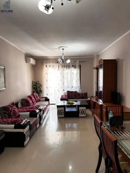 Tirane, jepet me qera apartament 2+1 Kati 7, 85 m² 450 € (Astir)