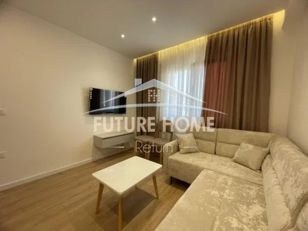 Tirane, shitet apartament 1+1 Kati 5, 28 m² 89.000 € (21 DHJETORI)