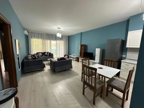 Tirane, jepet me qera apartament 1+1 Kati 3, 70 m² (Rruga elbasanit)