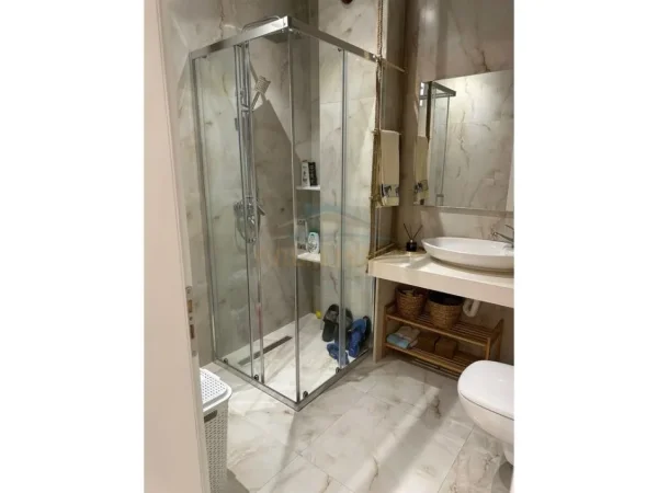 Durres, shitet apartament 1+1+Ballkon Kati 5, 60 m² 95.000 € (Golem)