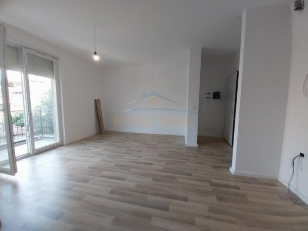 Tirane, shitet apartament 1+1 Kati 1, 44 m² 101.200 € (MIHAL GRAMENO,TREGU ELEKTRIK)
