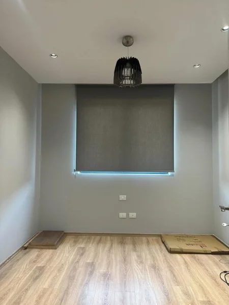 Tirane, jepet me qera apartament 1+1 Kati 7, 110 m² 600 € (Teodor keko)
