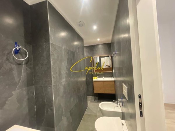 Tirane, shitet apartament 1+1 Kati 5, 79 m² 160.000 € (MATERNITETI I RI)