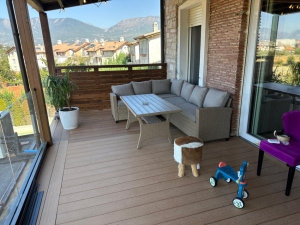 Tirane, jepet me qera apartament 2+1+Ballkon Kati 2, 123 m² 435.000 € (Secret Garden)