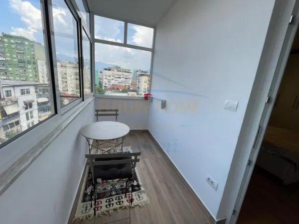 0683487469 Tirane, jepet me qera apartament 2+1+Ballkon Kati 6, 95 m² 1.800 € (Rruga Pjeter Bogdani)