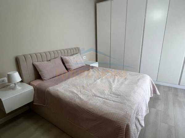 jepet me qera apartament Kati 6, 103 m² 700 €