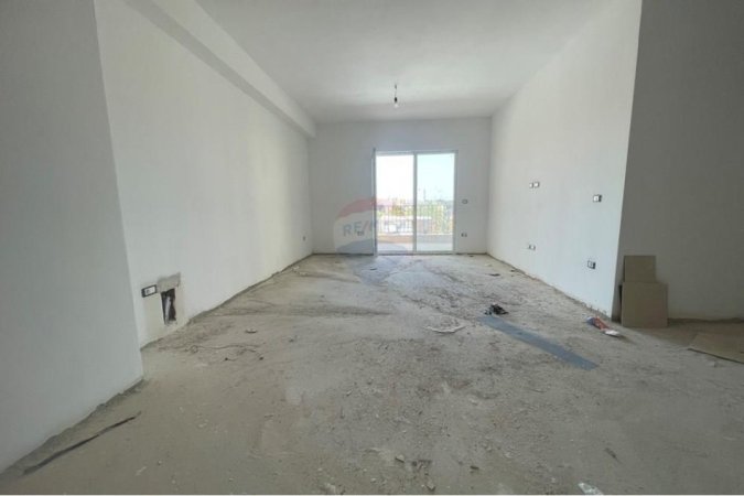 Tirane, shes apartament 2+1+Aneks+Ballkon Kati 3, 117 m² 186.900 € (Laprake)