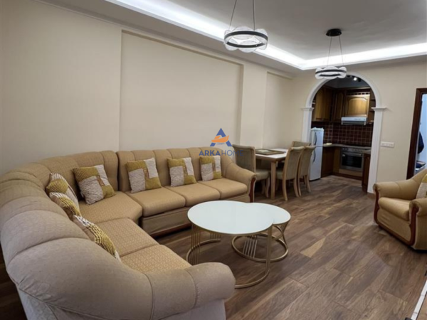 Tirane, jepet me qera apartament 1+1+Ballkon Kati 1, 68 m² 570 € (PRANE RRUGES VLLAZEN HUTA ,PAZARI I RI)