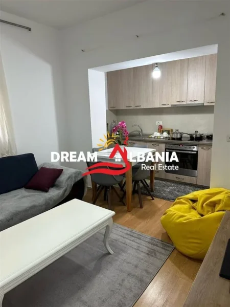 Tirane, shitet apartament 3+1+Ballkon Kati 1, 106 m² 175.000 € (Ne zonen e Brryllit - ID 4139182)