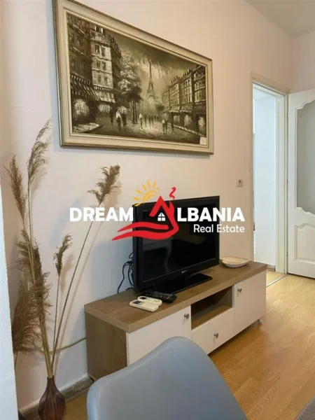 Tirane, shitet apartament 3+1+Ballkon Kati 1, 106 m² 175.000 € (Ne zonen e Brryllit - ID 4139182)