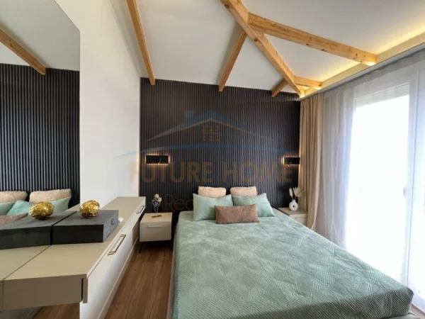 Tirane, shitet 1+1 Kati 6, 12.800.000 € 