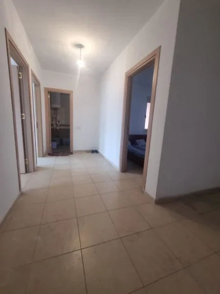 Durres, shitet apartament 3+1+Aneks+Ballkon Kati 3, 134 m² 118.000 € (durres)