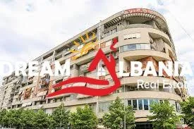 Tirane, shitet apartament 2+1+Ballkon Kati 8, 90 m² 155.000 € (Ne zonen e Astirit prane Vila L)