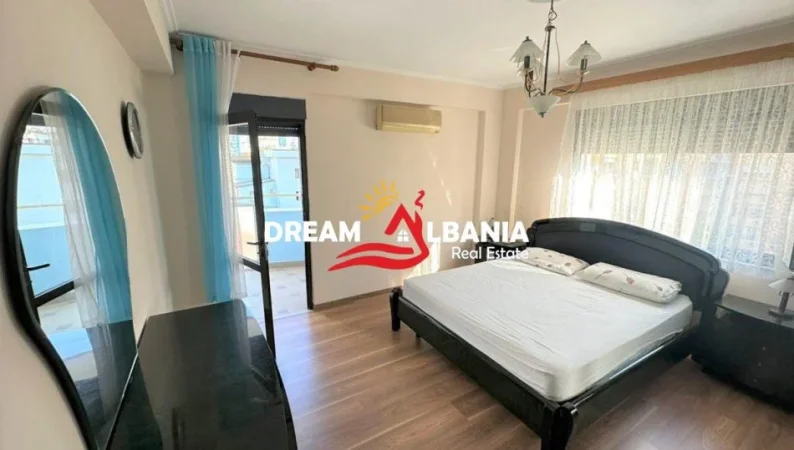 Tirane, jepet me qera apartament 2+1+Ballkon Kati 5, 111 m² 1.200 € (Në rrugën Vaso Pasha - në Bllok)
