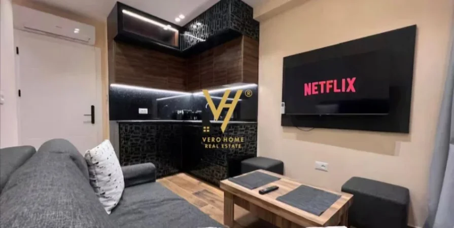 Tirane, shitet garsonier 4+1+Ballkon Kati 0, 152 m² 532.000 € (STADIUMIO DINAMO)