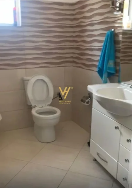 Tirane, shitet shtepi 2 Katshe Kati 0, 200 m² 250.000 € (LAPRAKE)