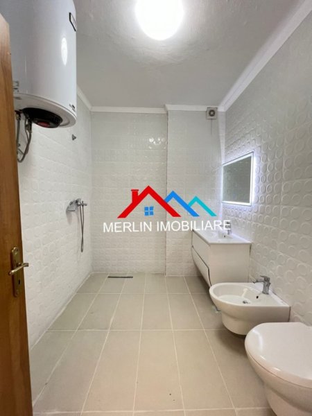 Tirane, shitet apartament 1+1+Ballkon Kati 9, 55 m² 87.000 € (RRUGA BESIM ALLA)