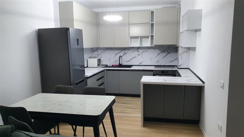 Tirane, shes apartament 2+1+Ballkon Kati 7, 106 m² 210.000 € (kongresi manastirit)