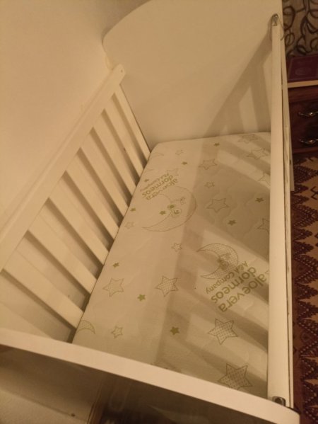 Korce, shes Shes krevat per bebe 170 €