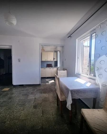 Tirane, shitet apartament 2+1 Kati 5, 75 m² 94.000 € (Ali Demi)