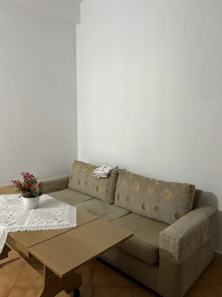 Durres, jepet me qera Vile 2+1 , 3 m² 200 € 