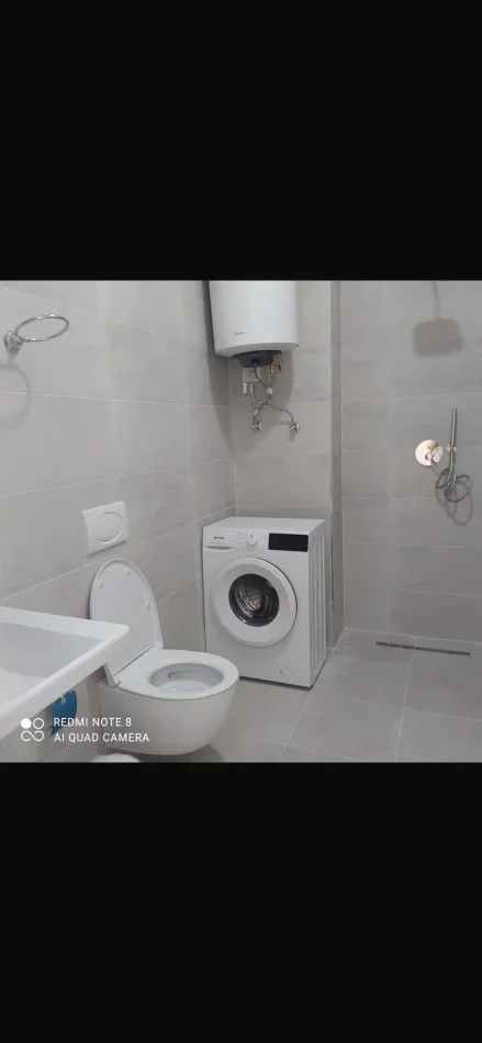 Tirane, jepet me qera apartament Kati 3, 32 m² 280 € (Rruga aleks caci)