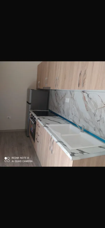Tirane, jepet me qera apartament Kati 3, 32 m² 280 € (Rruga aleks caci)