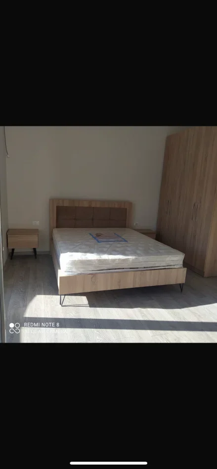 Tirane, jepet me qera apartament Kati 3, 32 m² 280 € (Rruga aleks caci)